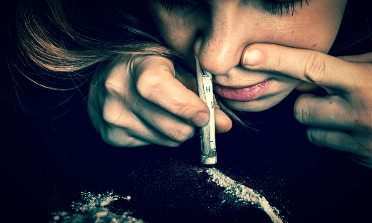 Signs of Cocaine Addiction  Recovery in Tune Addiction Treatment